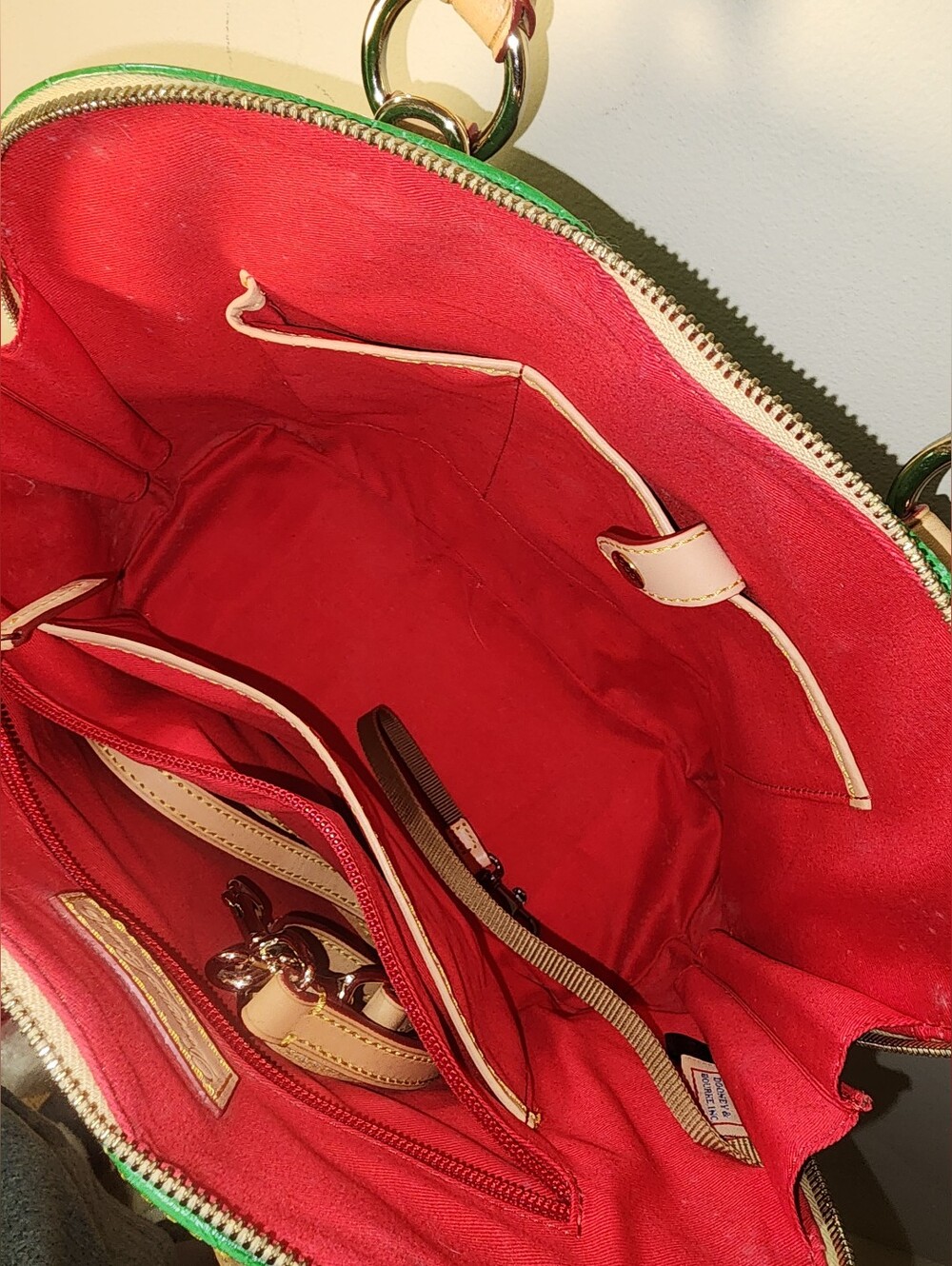 Dooney And Bourke Green Croc Embossed Satchel Tan Trim Purse Crossbody - Picture 11 of 11